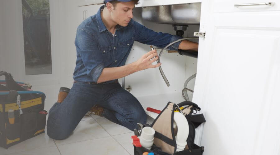 Emergency Leak Repair in Waverly, OH